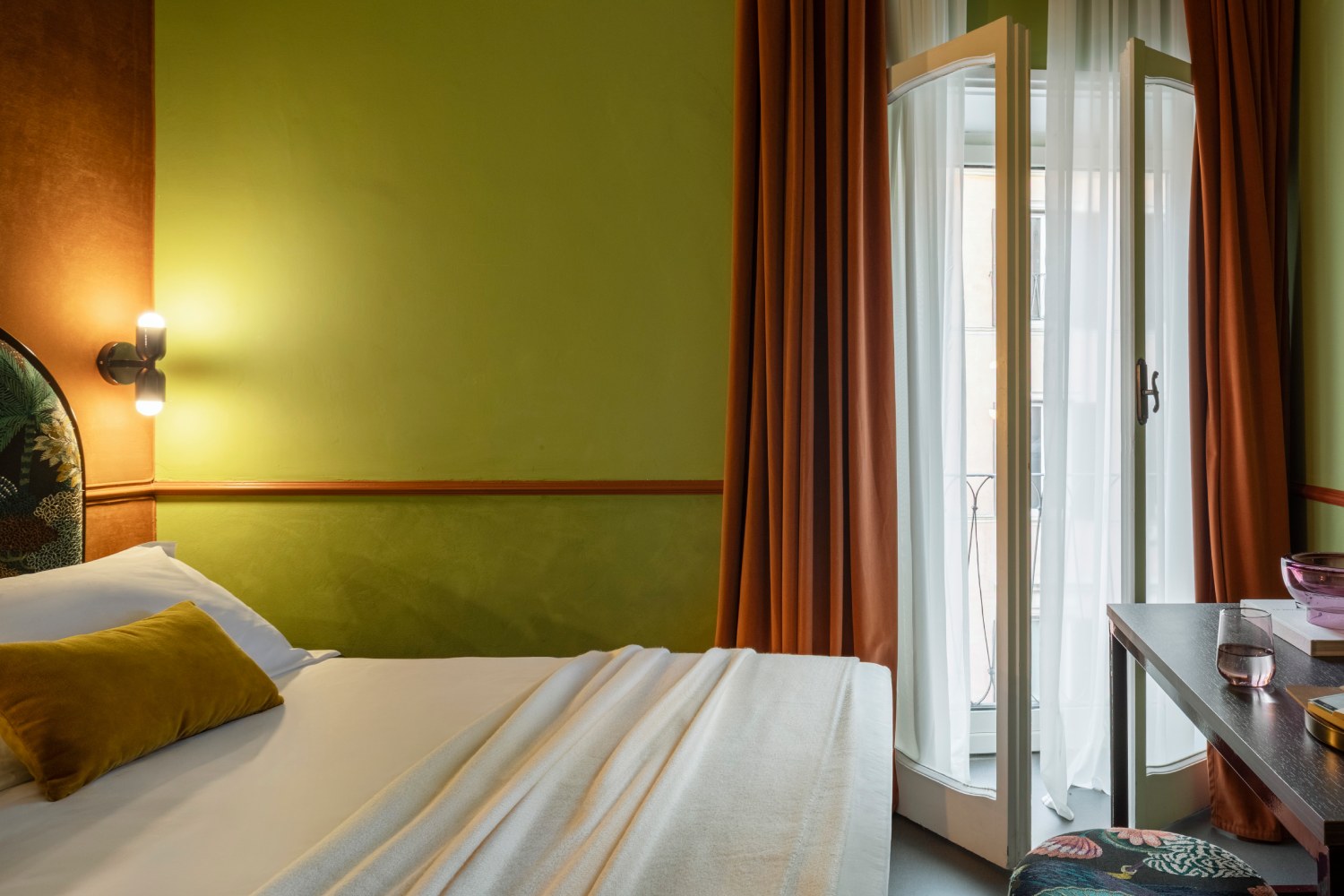 General view of the bright Superior room - Barberini Retreat Boutique Hotel, BZAR hotels in Rome - view 2